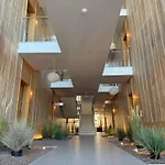Modern With Terrace Lejlighed *