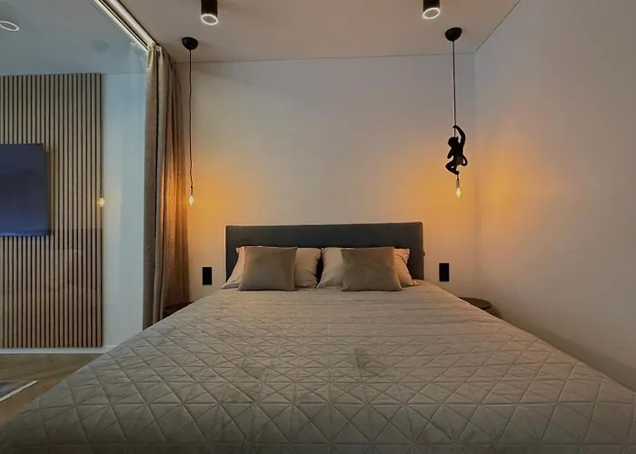 דירה Modern With Terrace פלאנגה