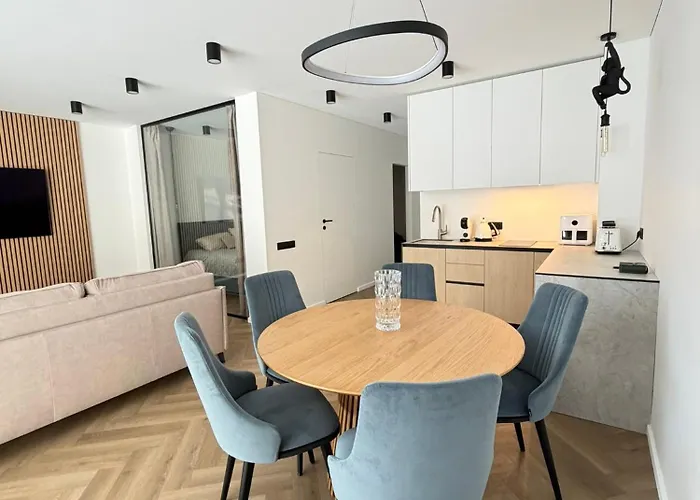 דירה Modern With Terrace פלאנגה